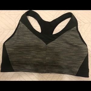 Patagonia women’s Wild Trails Sports Bra Large